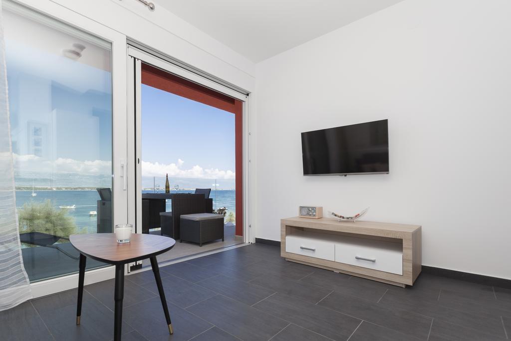 ויר Apartments Svetec מראה חיצוני תמונה