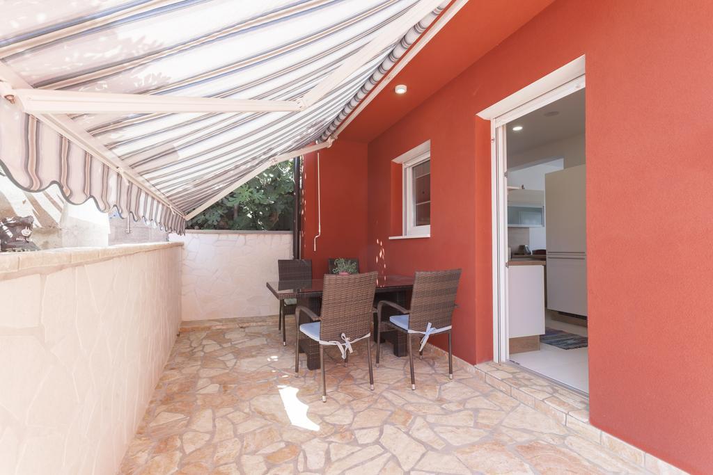 ויר Apartments Svetec מראה חיצוני תמונה